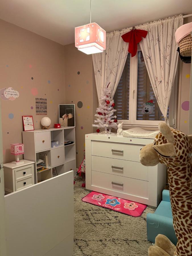 Home Lyla Dijon Luaran gambar
